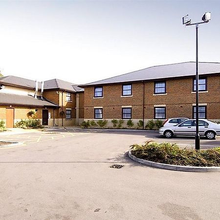 Premier Inn Bracknell Central Exteriör bild